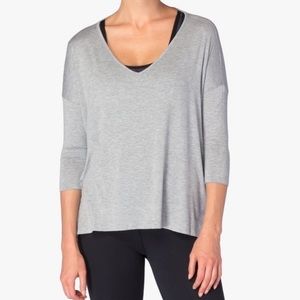 Beyond Yoga Slinky 3/4 sleeve tee